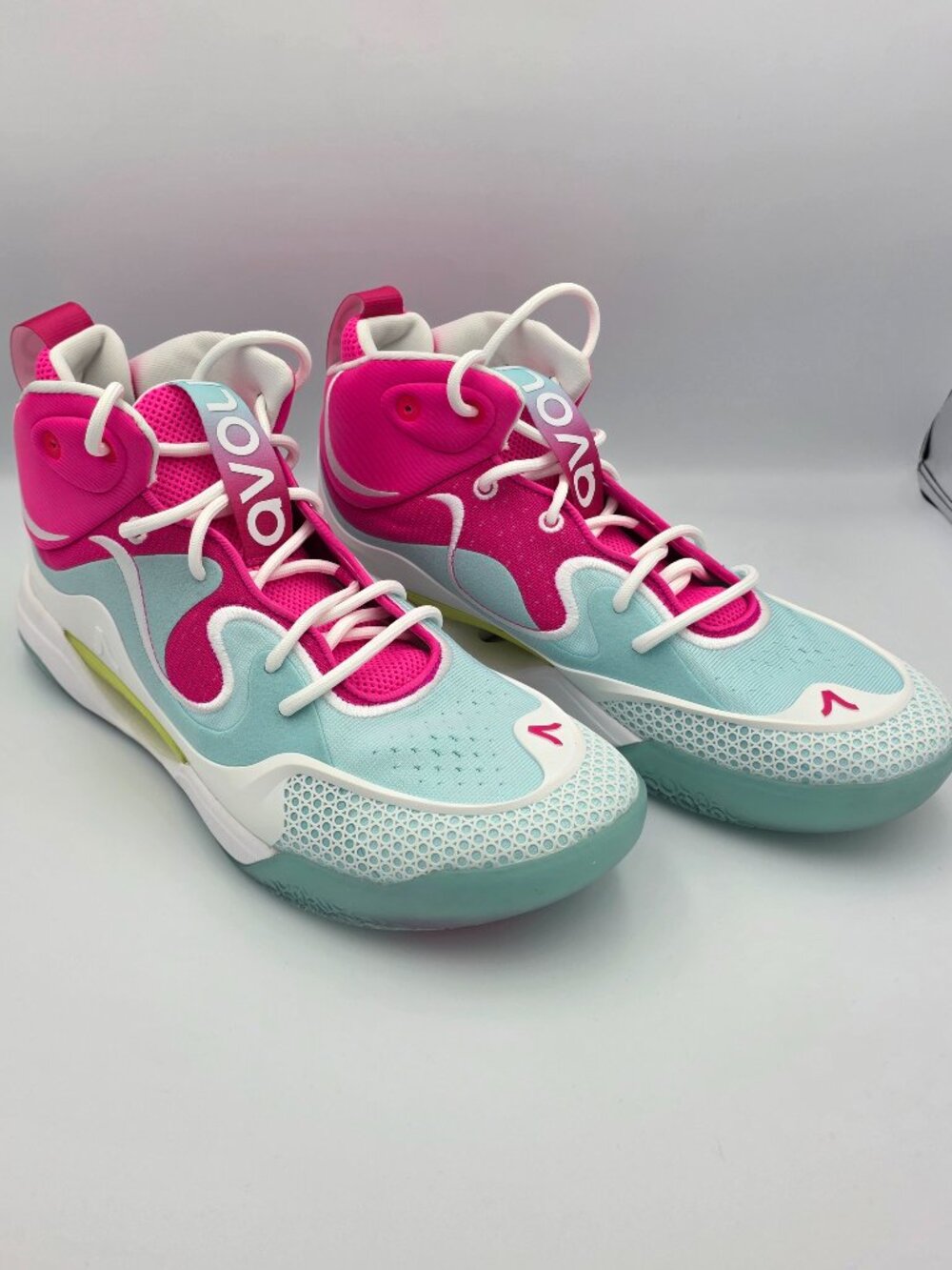 Avoli Womens Size 11 Volleyball Shoes Mid Top Cotton Candy